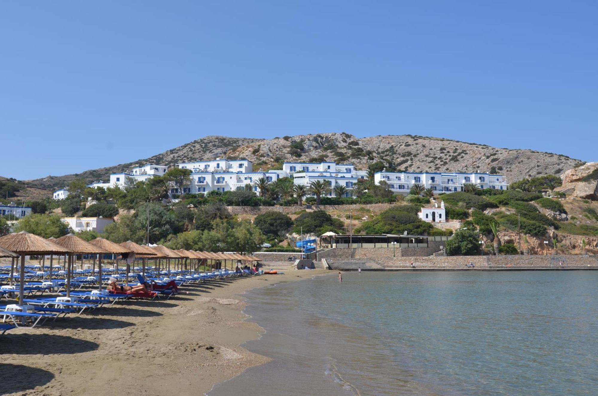 Dolphin Bay Seaside Resort & Suites Galissas Exteriör bild