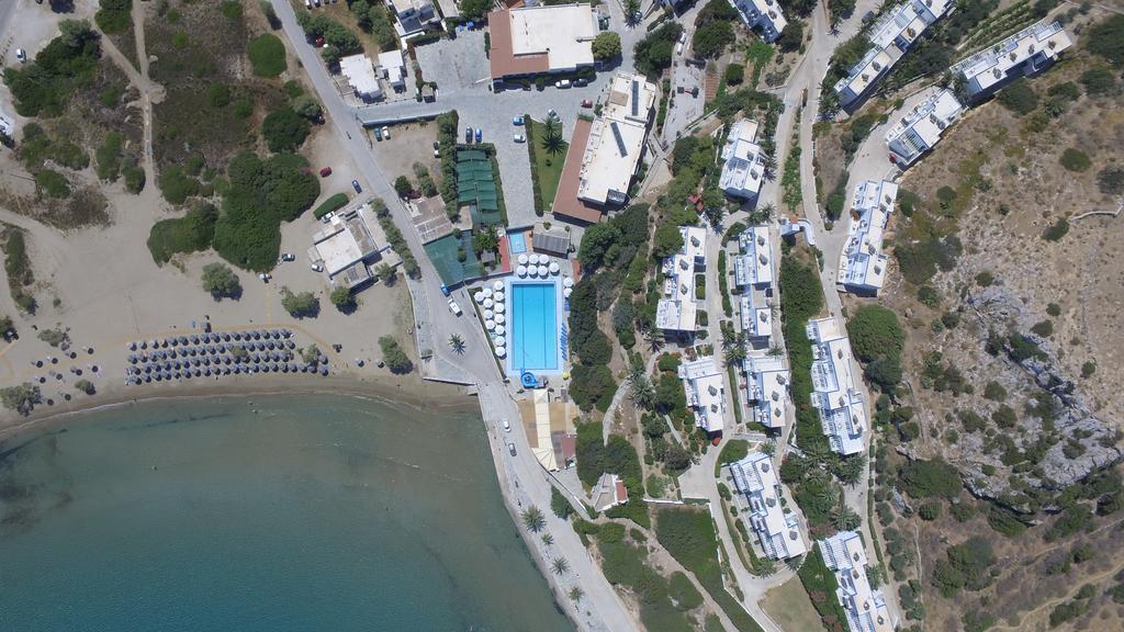 Dolphin Bay Seaside Resort & Suites Galissas Exteriör bild