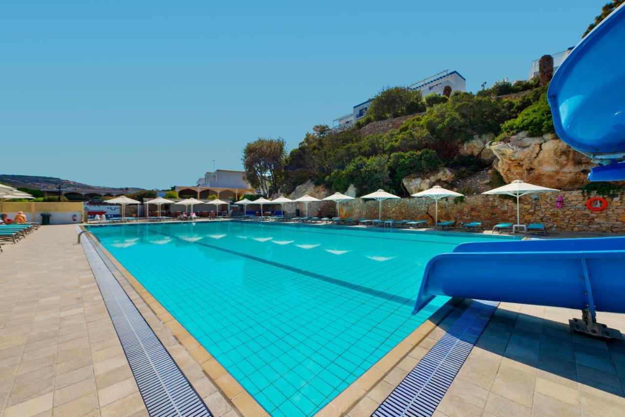 Dolphin Bay Seaside Resort & Suites Galissas Exteriör bild